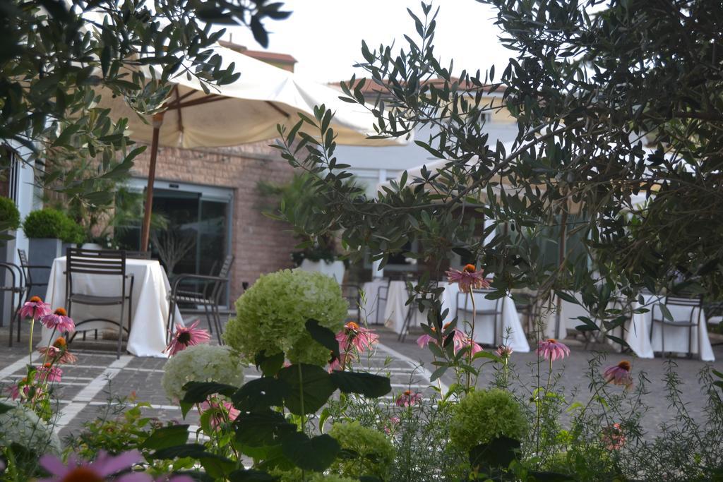 Albergo La Pace Segni Exterior foto